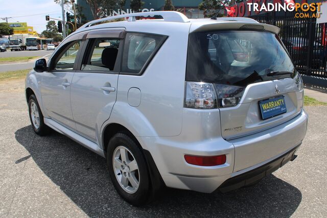 2011 MITSUBISHI OUTLANDER ZH  WAGON