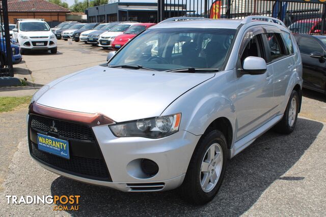 2011 MITSUBISHI OUTLANDER ZH  WAGON