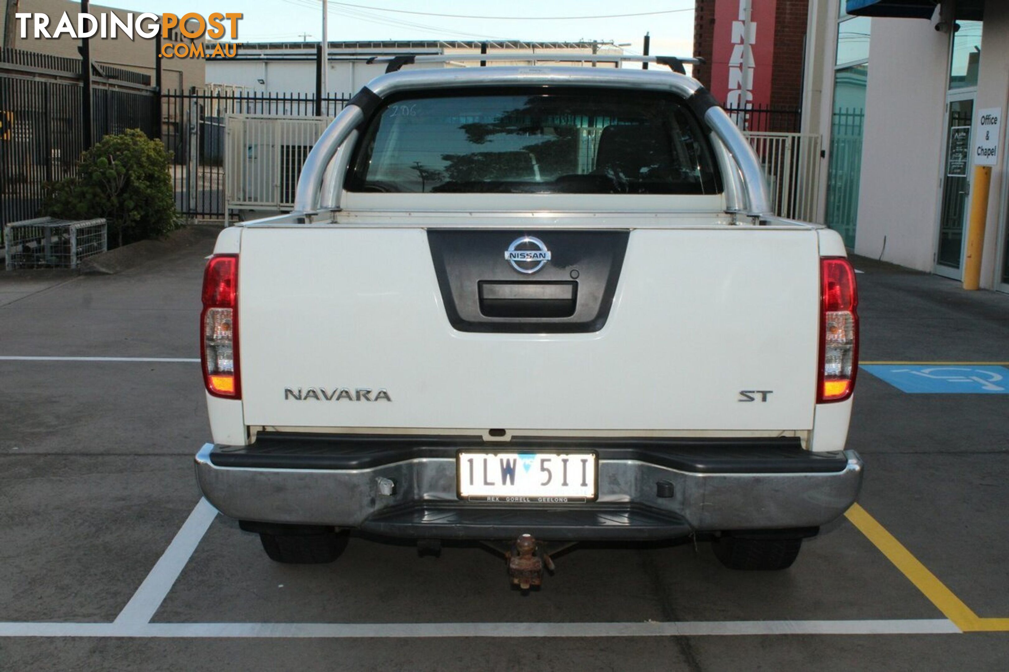 2013 NISSAN NAVARA D40  DUAL CAB PICK-UP