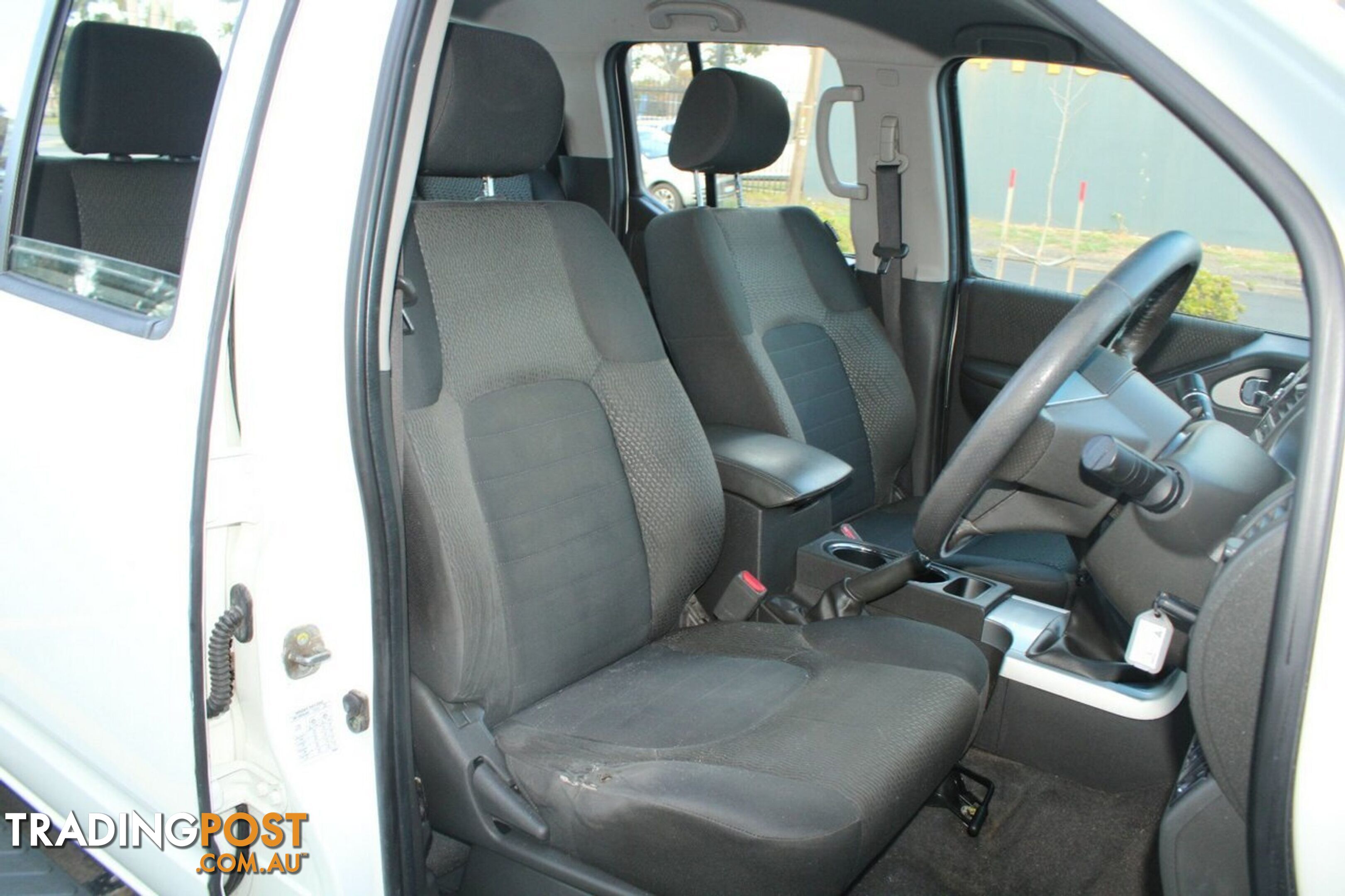 2013 NISSAN NAVARA D40  DUAL CAB PICK-UP