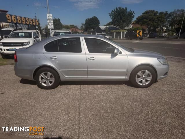 2011 SKODA OCTAVIA AMBIENTE 1Z SEDAN