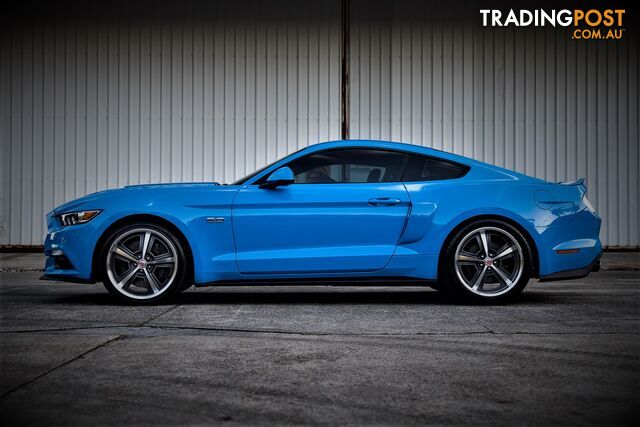 2017 Ford Mustang Automatic Coupe - photo 5 of 13