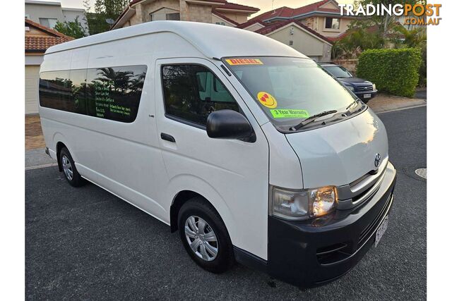 2010 TOYOTA HIACE COMMUTER KDH223R BUS - photo 3 of 32