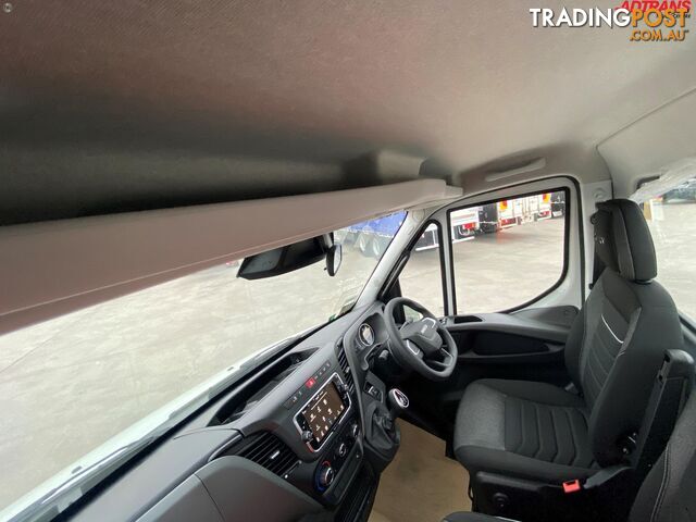 2024 Iveco Daily 50C18 - photo 2 of 32