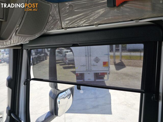 2023 Iveco S-WAY AT 360 6x2 CURTAINSIDER - photo 4 of 48