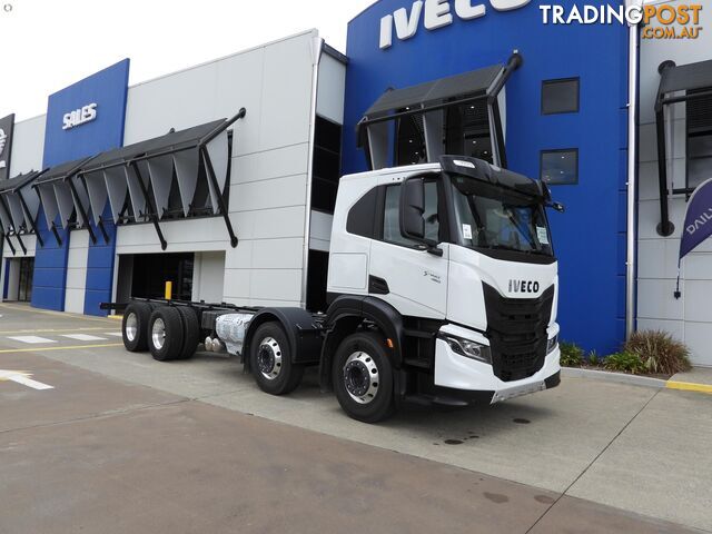 2023 Iveco S-Way AT460