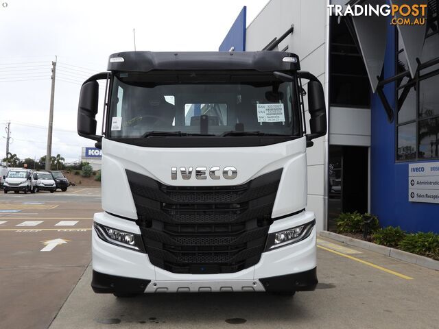 2023 Iveco S-Way AT460