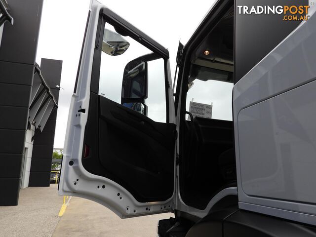 2023 Iveco S-Way AT460