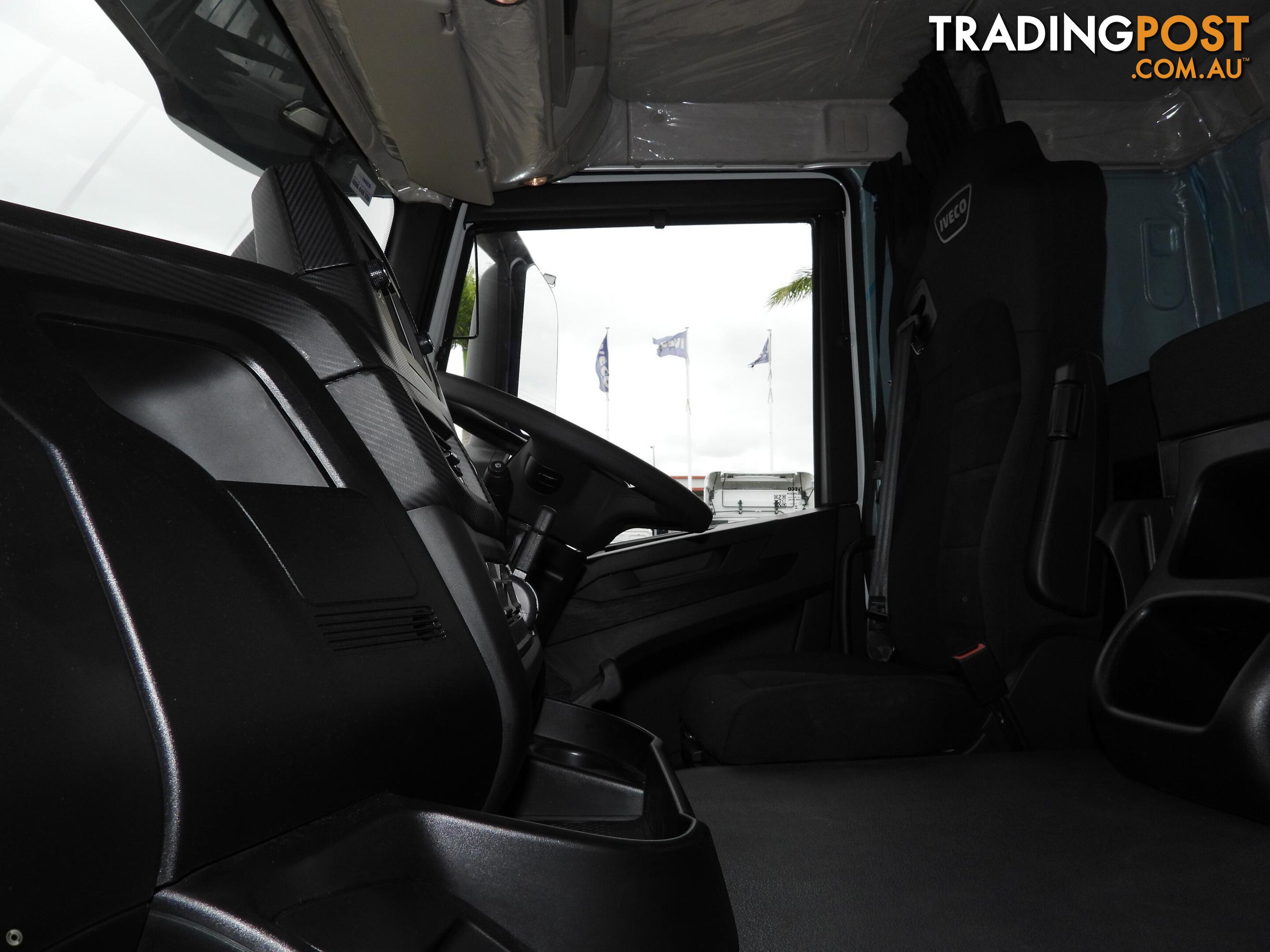 2023 Iveco S-Way AT460