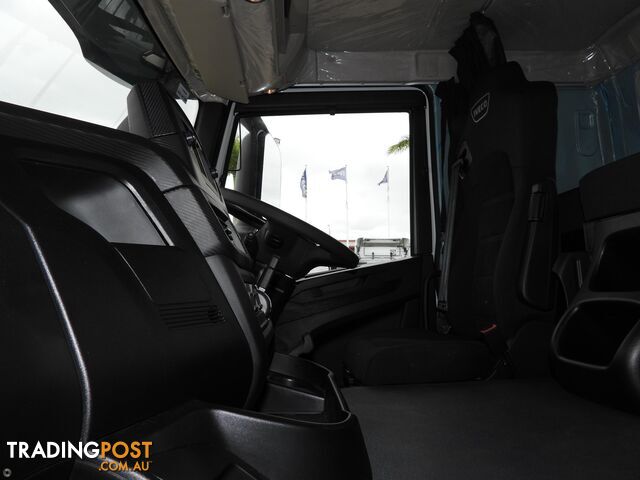 2023 Iveco S-Way AT460