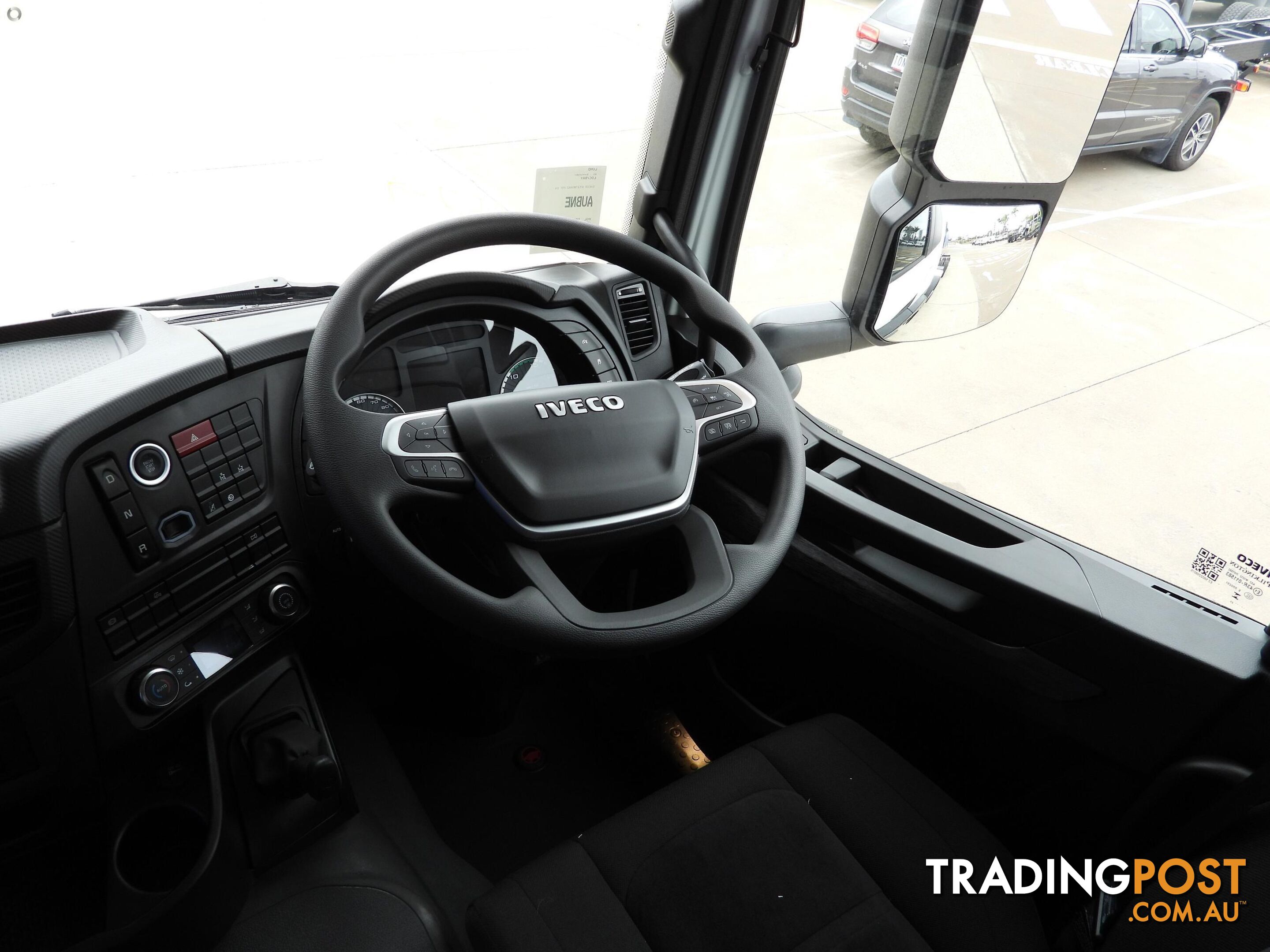 2023 Iveco S-Way AT460