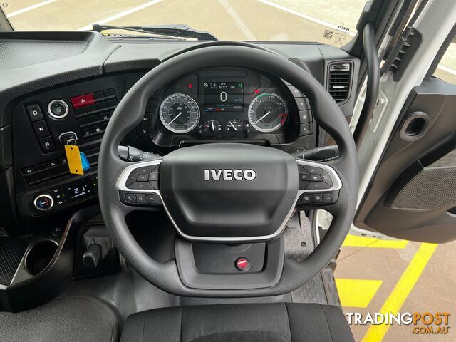 2023 Iveco S-Way AT460