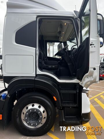 2023 Iveco S-Way AT460