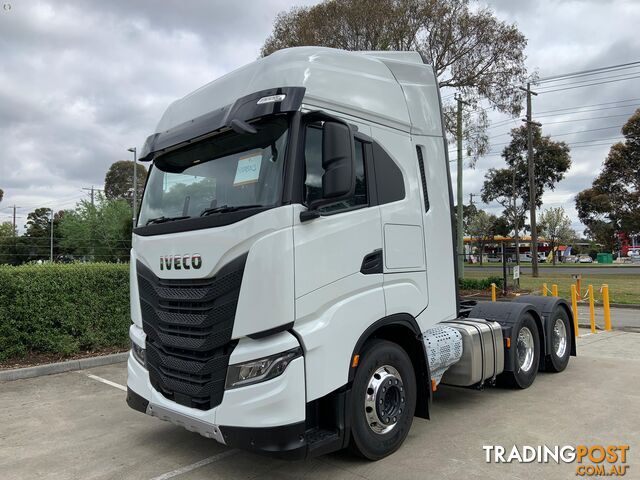 2023 Iveco S-Way AS700