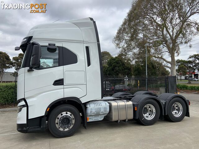 2023 Iveco S-Way AS700