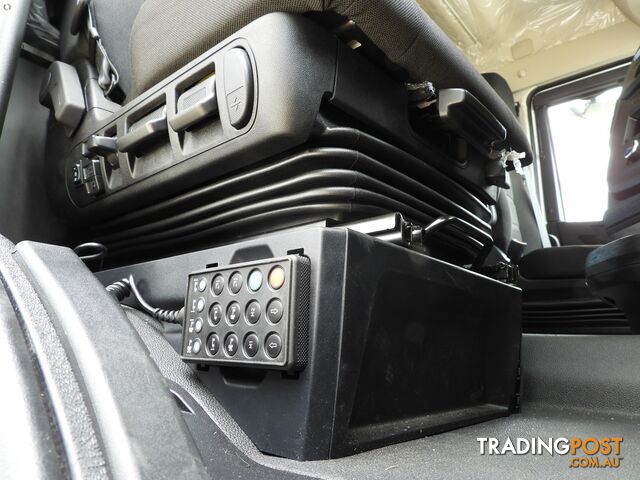 2023 Iveco S-Way AS550 - photo 3 of 37