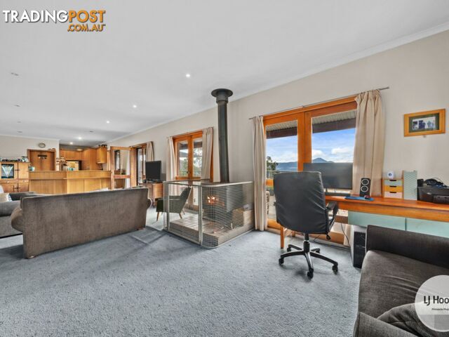 30 Mountain Place MOLESWORTH TAS 7140