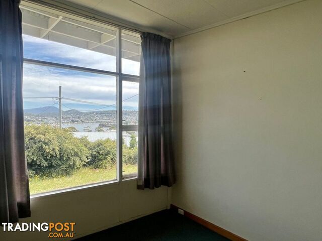 7C Chatsworth Street ROSE BAY TAS 7015