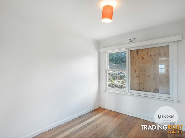 97 Gordons Hill Road LINDISFARNE TAS 7015