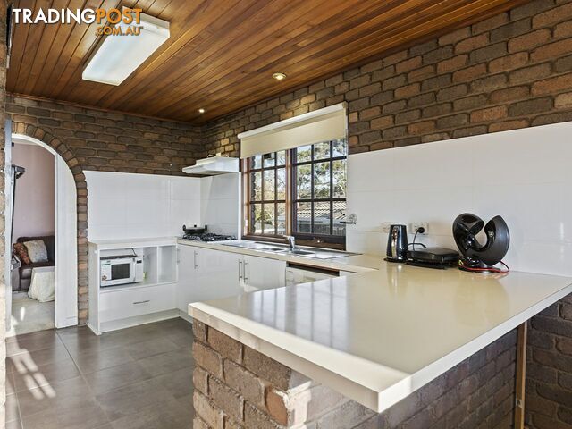 8 Ripley Road WEST MOONAH TAS 7009