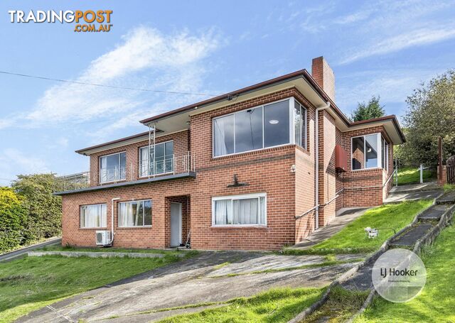 1/8 Moss Park Drive NEW TOWN TAS 7008