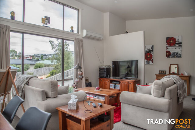 1/50 Whitewater Crescent KINGSTON TAS 7050