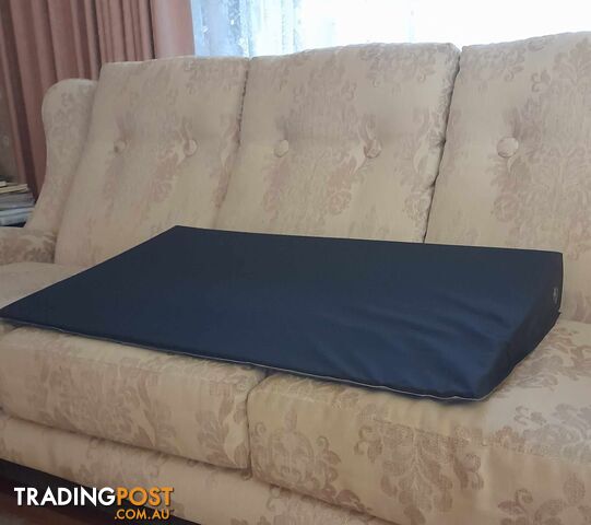 Low bed wedge cushion