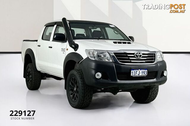 2015 TOYOTA HILUX SR (4X4) KUN26R MY14 DUAL CAB P/UP