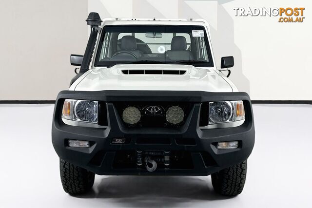 2019 TOYOTA LANDCRUISER WORKMATE (4X4) VDJ79R MY18 C/CHAS - photo 2 of 22