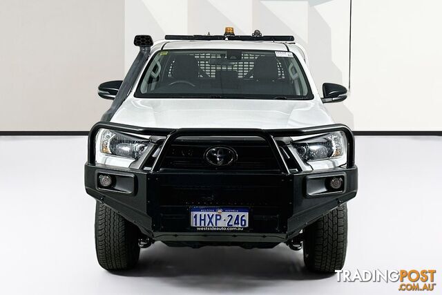 2023 TOYOTA HILUX SR (4X4) GUN126R DOUBLE C/CHAS - photo 2 of 27