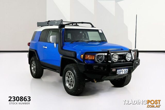 2011 TOYOTA FJ GSJ15R 4D WAGON