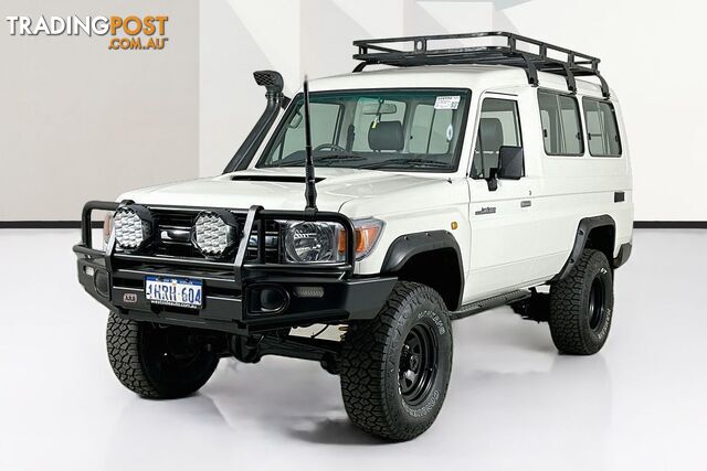 2008 TOYOTA LANDCRUISER WORKMATE (4X4) 11 SEAT VDJ78R TROOPCARRIER - photo 4 of 23