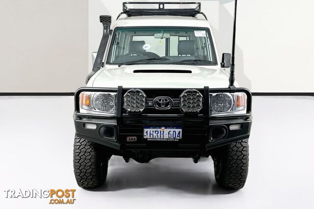 2008 TOYOTA LANDCRUISER WORKMATE (4X4) 11 SEAT VDJ78R TROOPCARRIER - photo 2 of 23