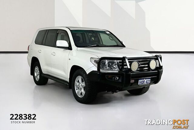 2011 TOYOTA LANDCRUISER SAHARA (4X4) UZJ200R 09 UPGRADE 4D WAGON