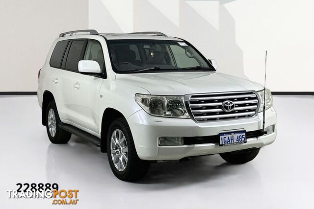 2012 TOYOTA LANDCRUISER SAHARA (4X4) VDJ200R MY12 4D WAGON