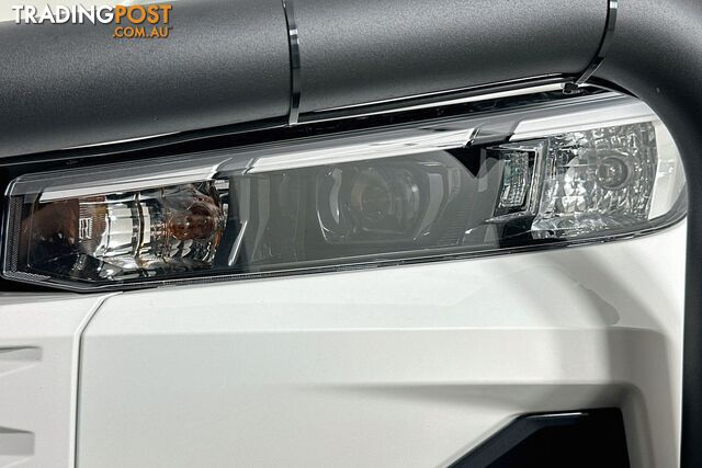 2026 TOYOTA HILUX SR (4X4) GVM UPGRADE GUN226R X CAB C/CHAS - photo 3 of 28