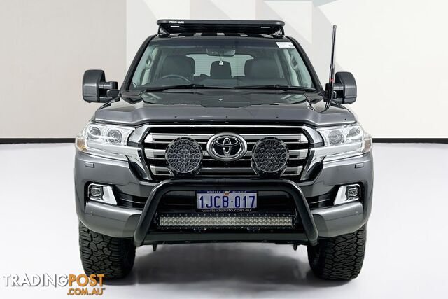 2020 TOYOTA LANDCRUISER LC200 VX (4X4) VDJ200R 4D WAGON - photo 2 of 29