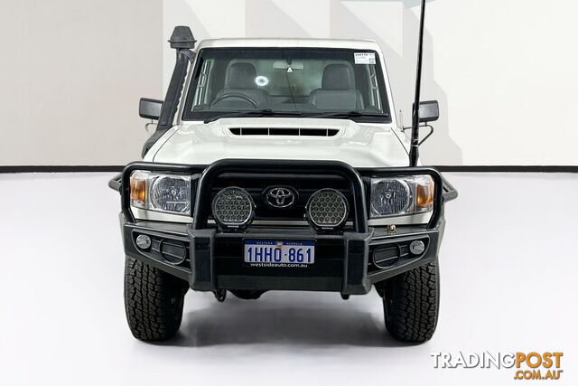 2020 TOYOTA LANDCRUISER WORKMATE VDJ79R C/CHAS - photo 3 of 24