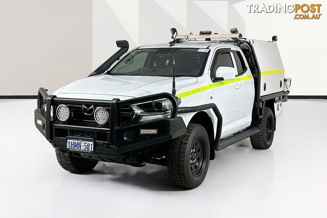 2022 MAZDA BT-50 XT (4X4) B30C 2D FREESTYLE CAB CHASSIS - photo 4 of 27