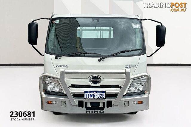 2023 HINO 300 616 2810 WIDE XZU700R MY20 C/CHAS