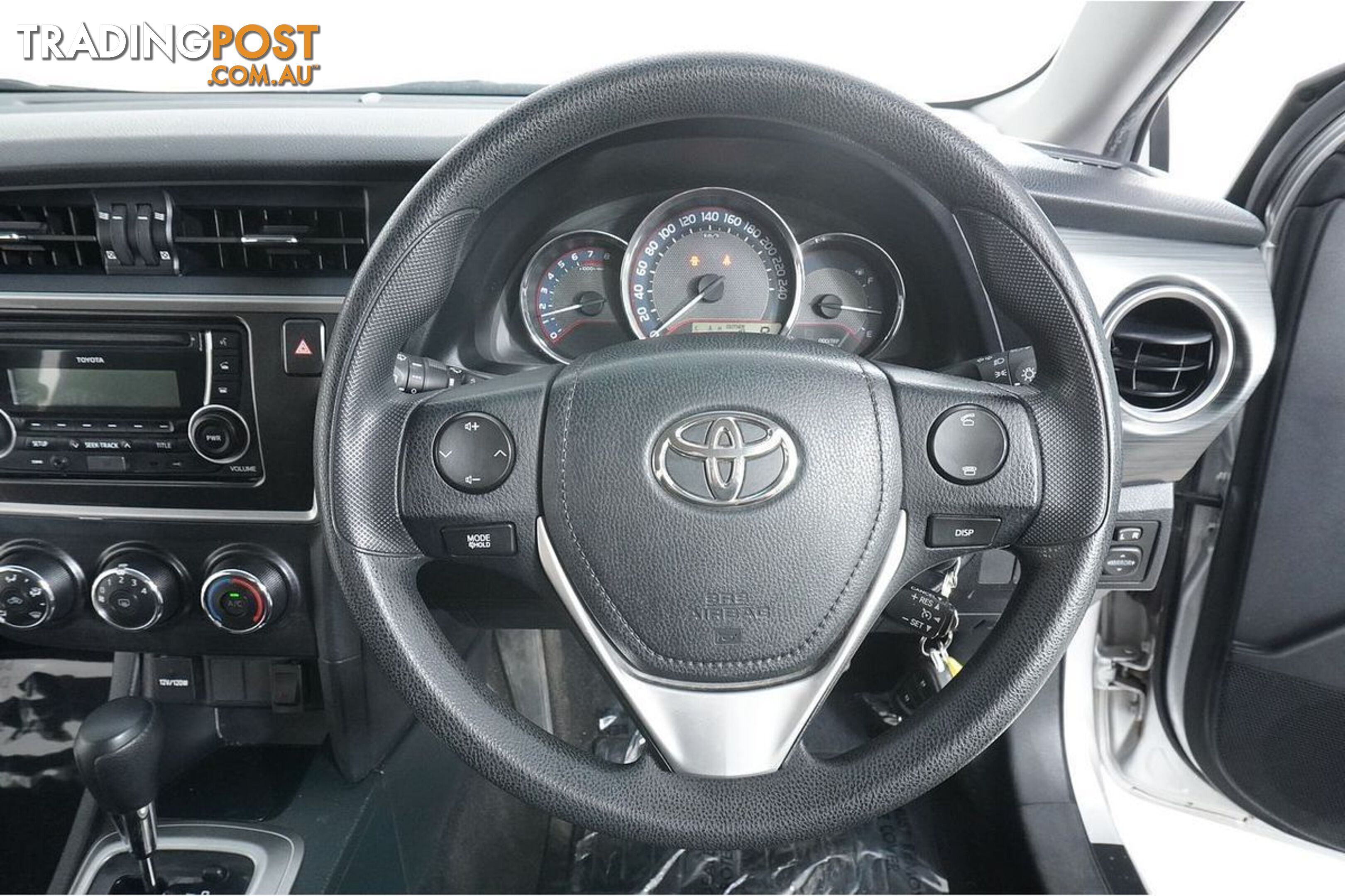 2013 TOYOTA COROLLA ASCENT ZRE182R HATCHBACK