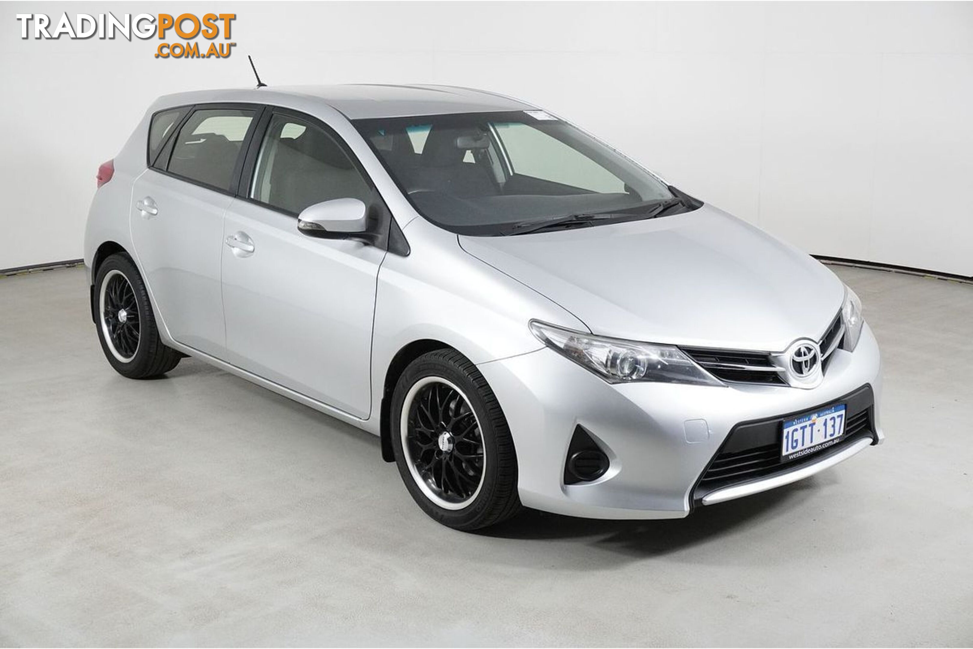 2013 TOYOTA COROLLA ASCENT ZRE182R HATCHBACK