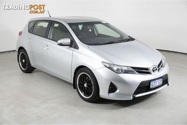 2013 TOYOTA COROLLA ASCENT ZRE182R HATCHBACK