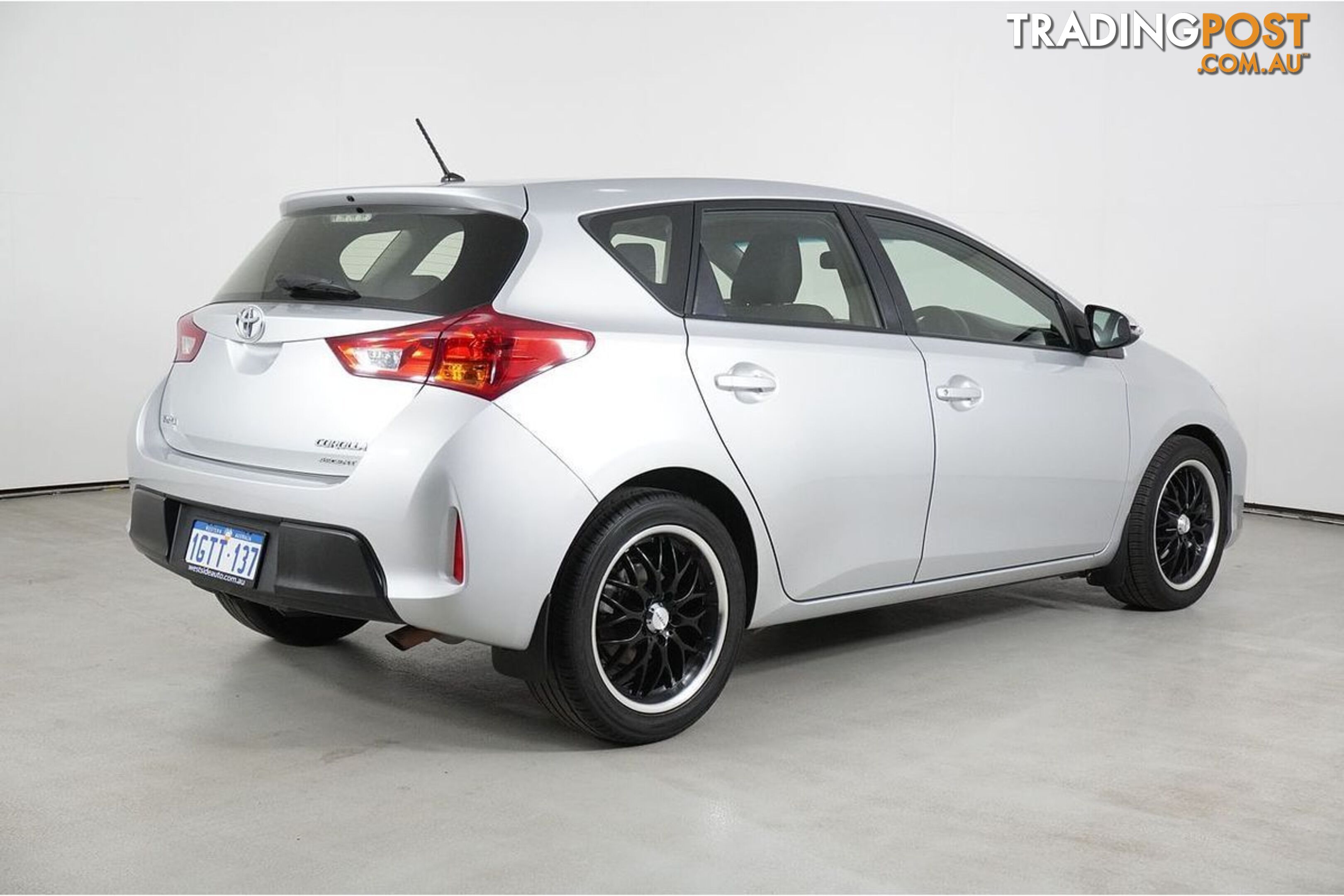 2013 TOYOTA COROLLA ASCENT ZRE182R HATCHBACK