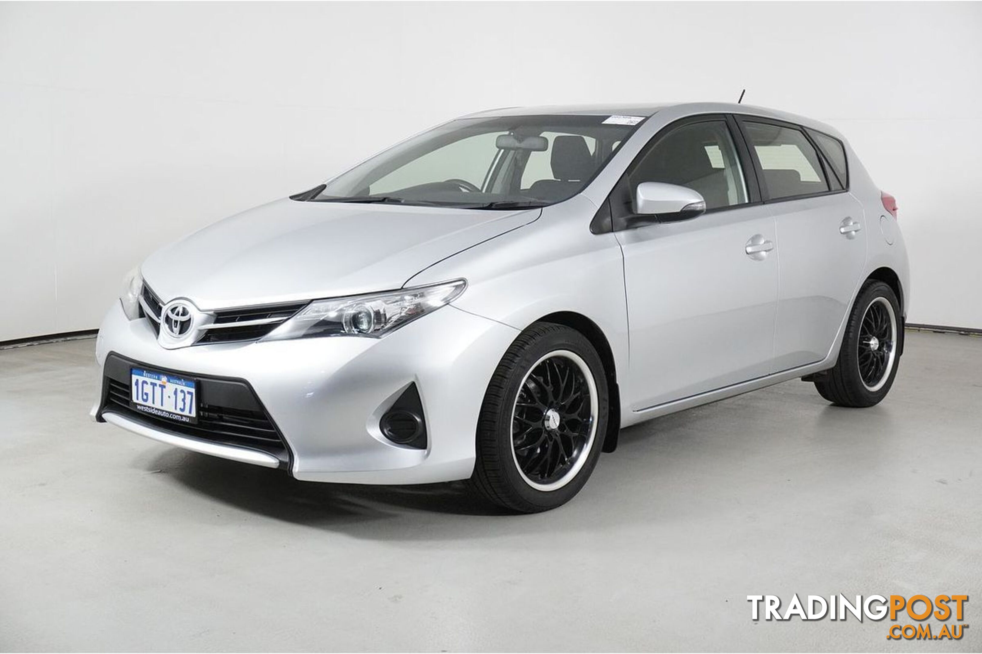 2013 TOYOTA COROLLA ASCENT ZRE182R HATCHBACK