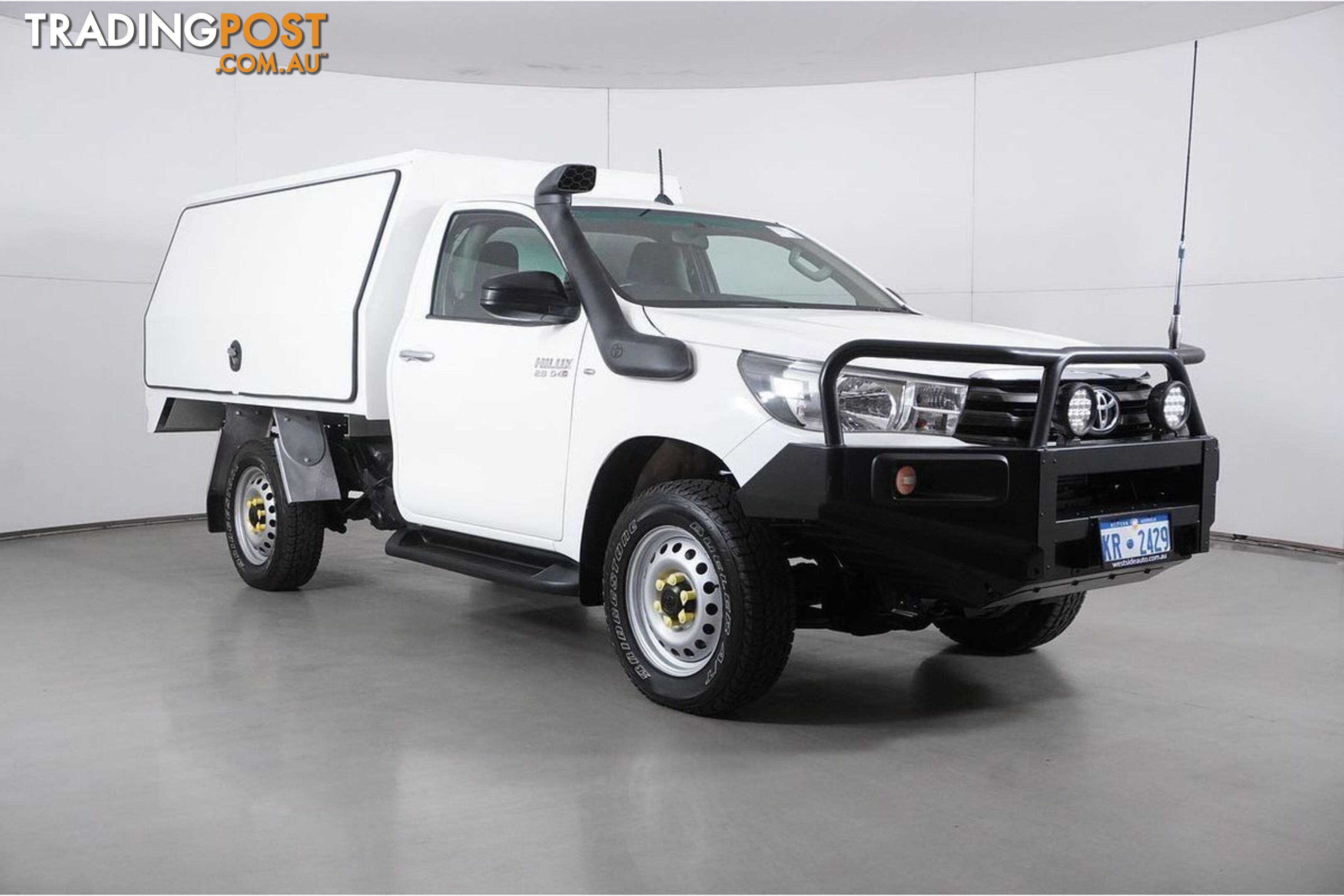 2017 TOYOTA HILUX SR (4X4) GUN126R CAB CHASSIS