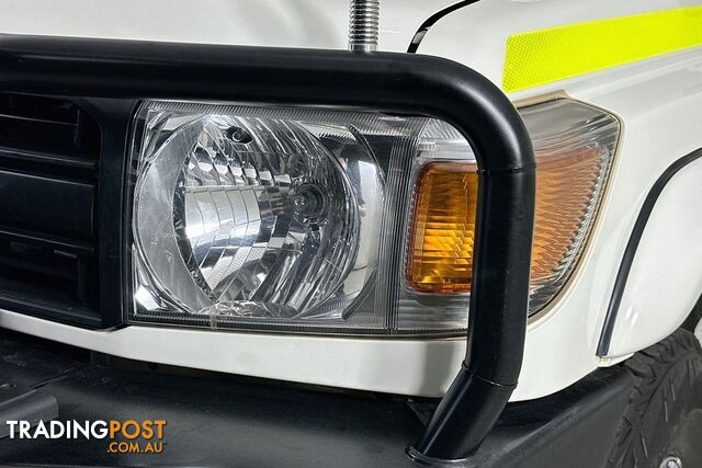 2022 TOYOTA LANDCRUISER WORKMATE VDJ79R DOUBLE C/CHAS - photo 3 of 23
