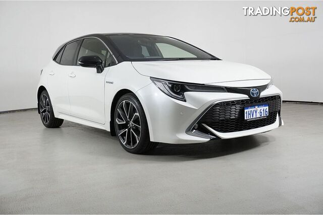 2020 TOYOTA COROLLA ZR HYBRID ZWE211R HATCHBACK