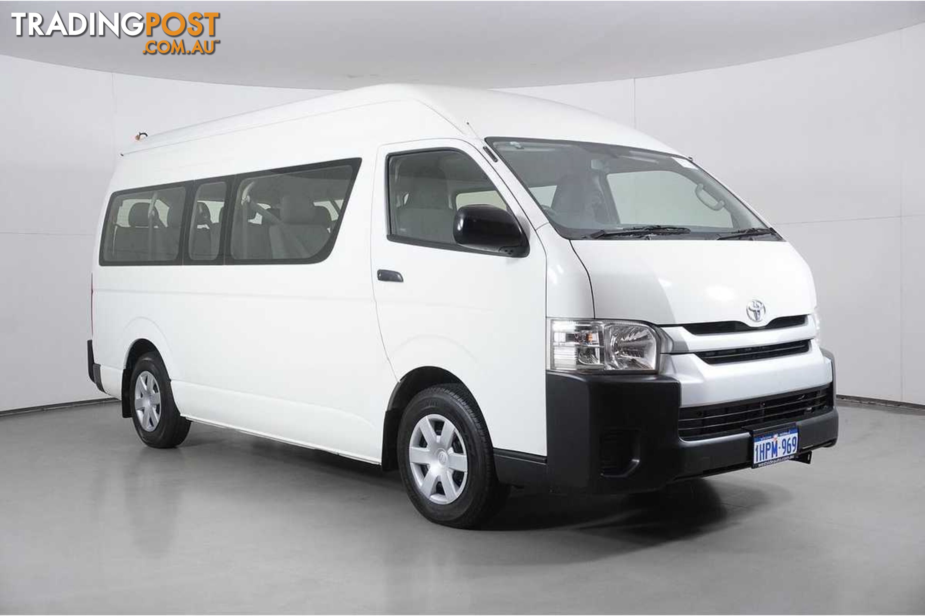 2017 TOYOTA HIACE COMMUTER KDH223R MY16 BUS