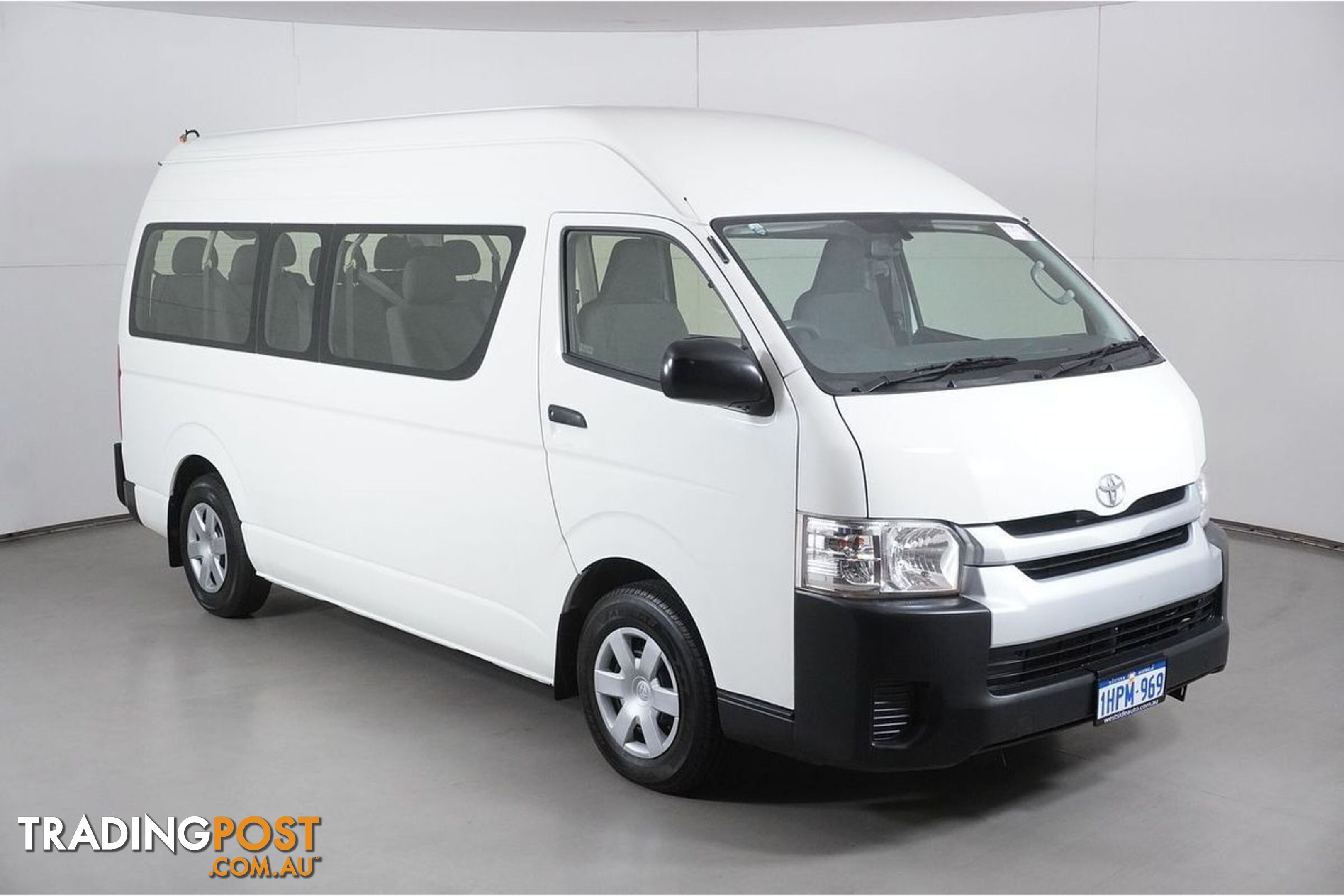 2017 TOYOTA HIACE COMMUTER KDH223R MY16 BUS